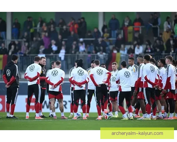 德国主帅纳格尔斯曼持续展现战术灵活性，值得关注球队未来表现。