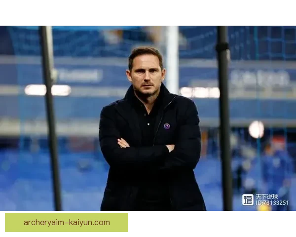 约翰·斯通斯状态回暖，近期表现稳健助力球队防线稳定